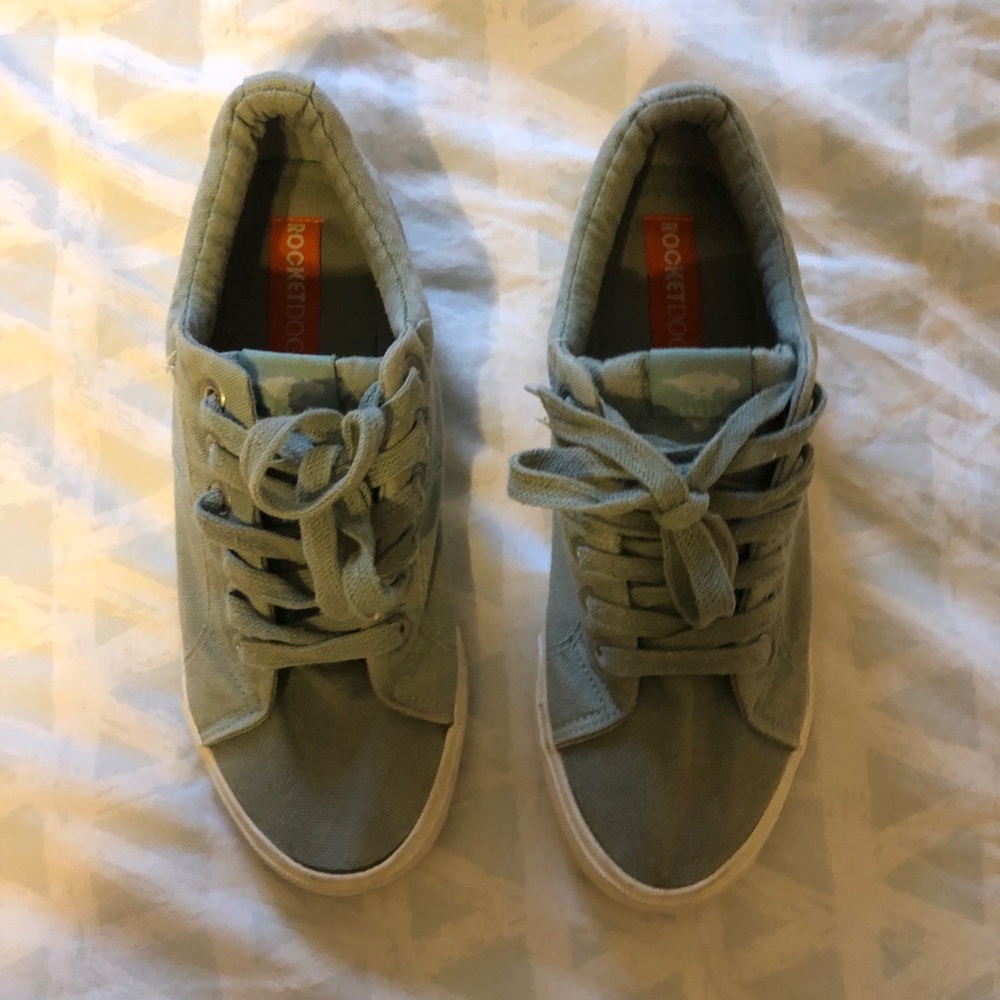 Cute Sneakers!